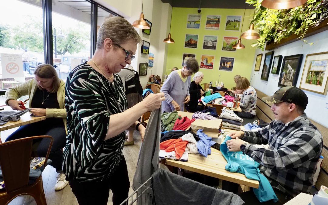 Bag Bee at the Co-op